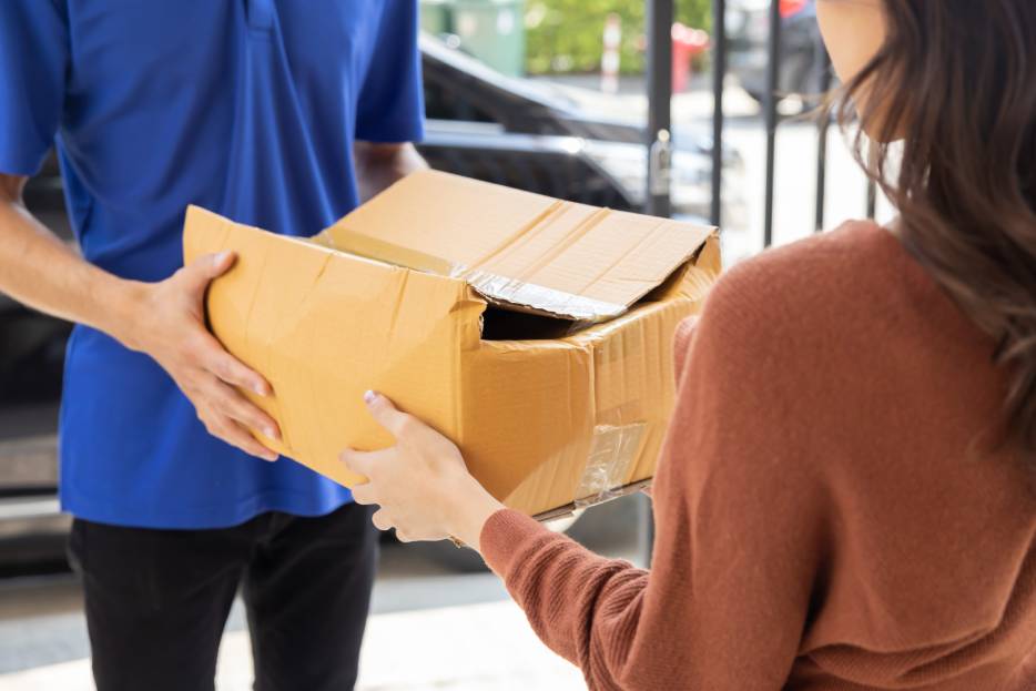 Costos ocultos de usar cajas de cartón inadecuadas para tu empresa 