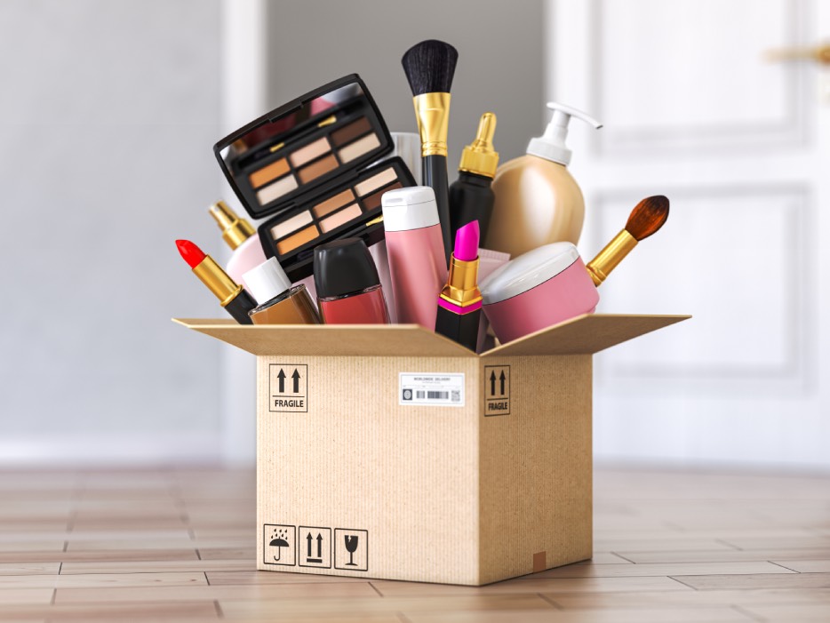 ¿Cuál es el impacto de las cajas de cartón en la industria cosmética?
